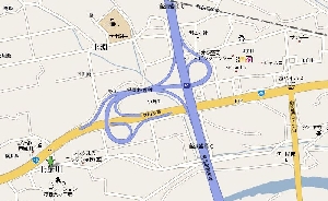 盛岡市　地図オートセンター山口、盛岡ＩＣを下車し、秋田方面へ200ｍ進み、信号左折